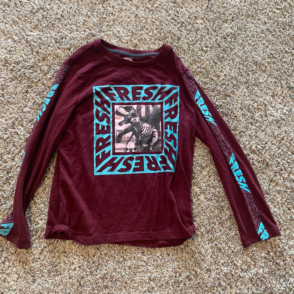 Boys old navy shirt size M